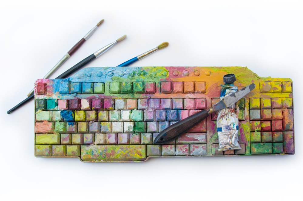 Farbig bemalte Tastatur